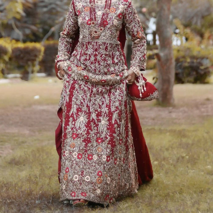 Heavy Handwork Bridals Suit | Women Bridals | Medium | Worn Once