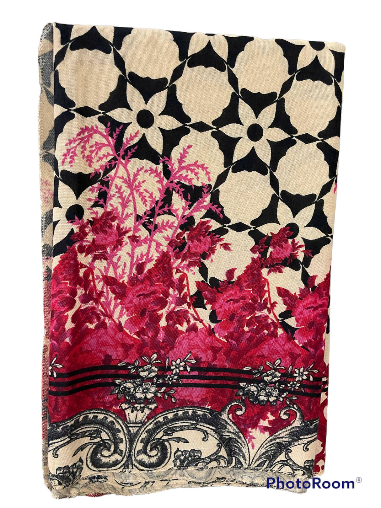 چارزمہ | پرنٹ شدہ کرتہ | خواتین کا برانڈڈ کرتہ | سائز: چھوٹا | پریلوڈ