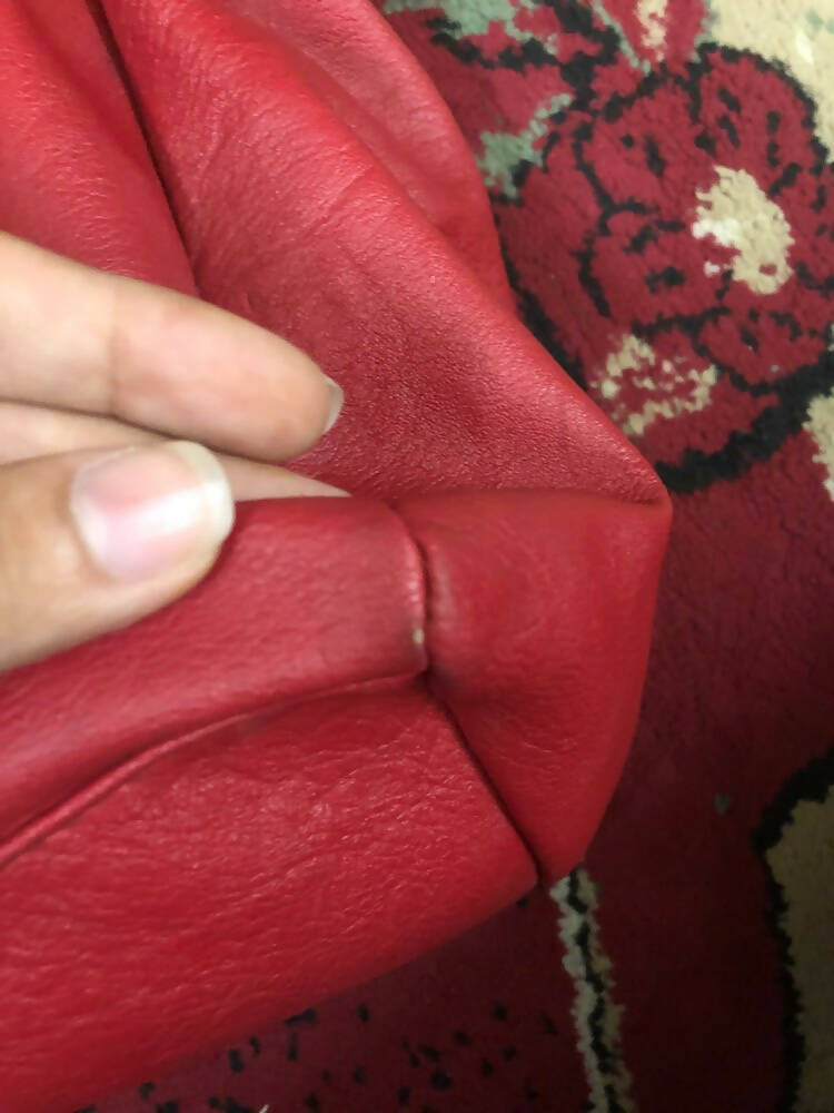 A47C49FA-4842-49A4-8E47-2F59A2A0855F