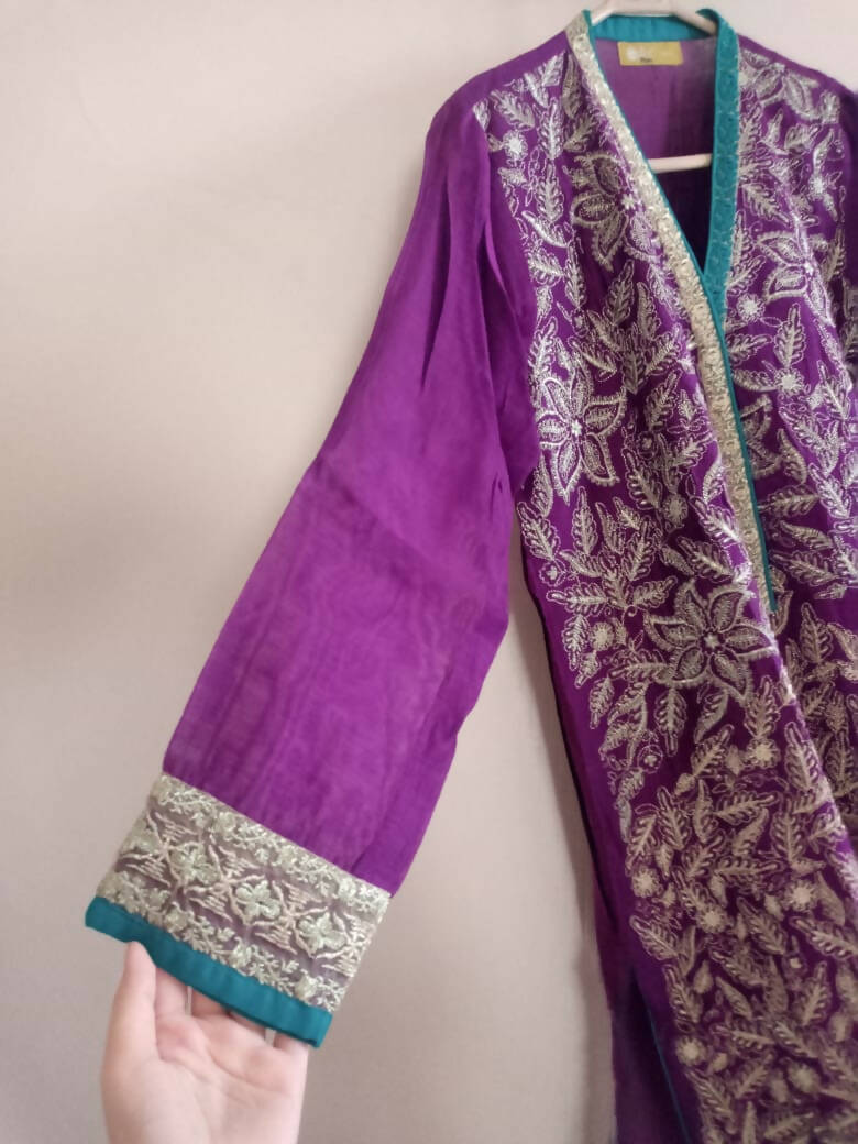 Oaks | Purple Embroidered Kurta | Women Branded Kurta | Small |New