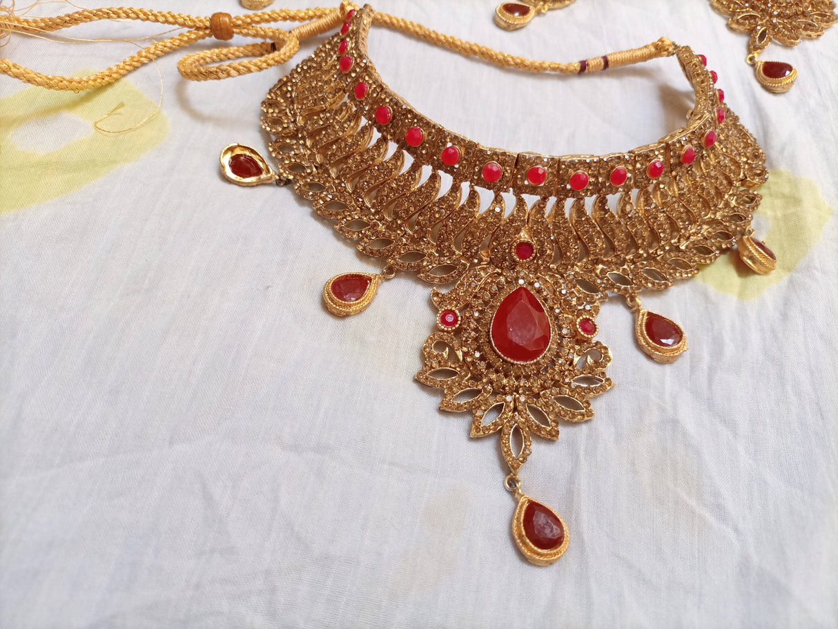 Bridal jewellery set | Wedding Jewelry | 5 Pcs | Preloved