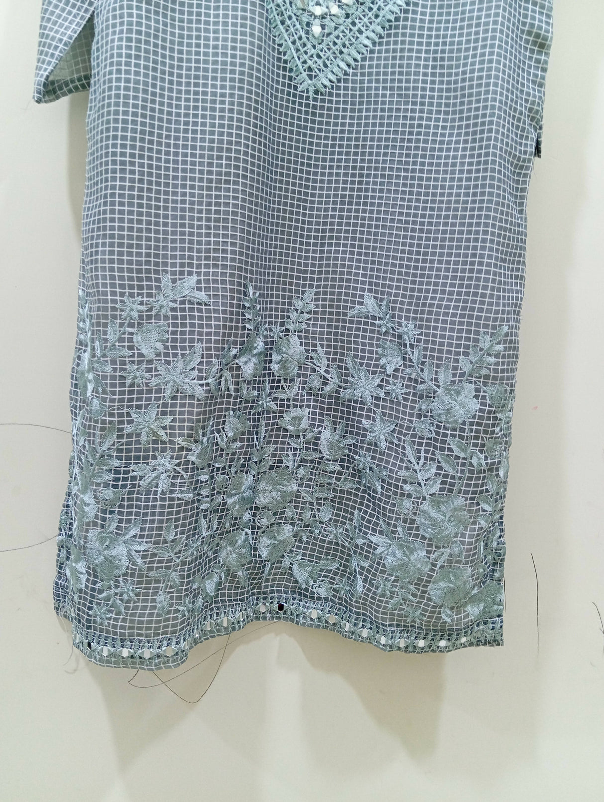 Embroidered Kurta | Women Locally Made Formals | Medium | New