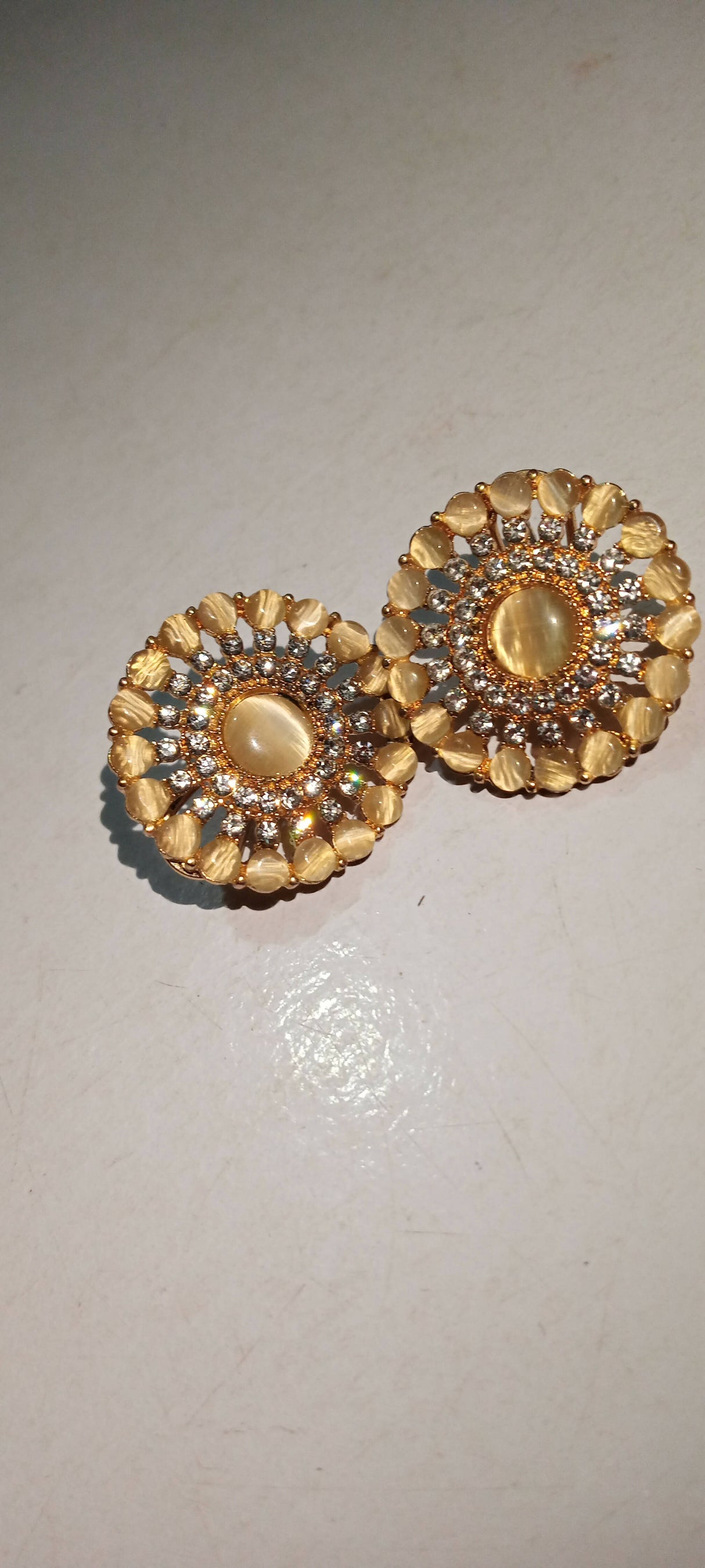 Round Golden Earrings | Women Jewelry | Size: S | New