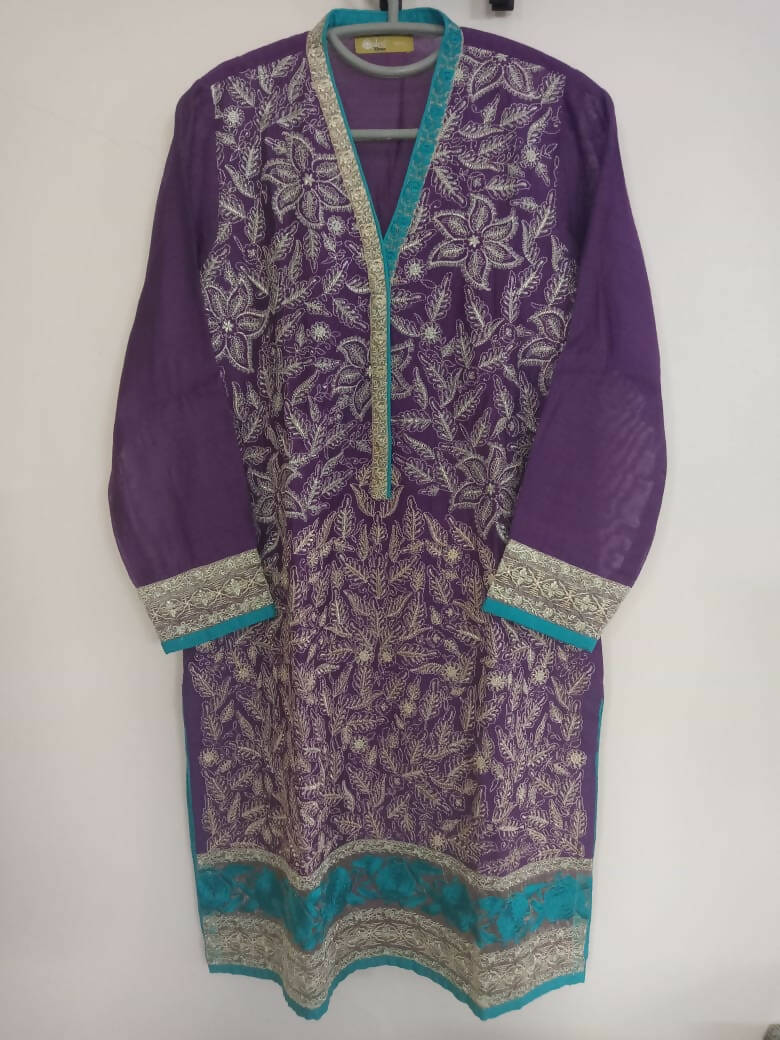 Oaks | Purple Embroidered Kurta | Women Branded Kurta | Small |New