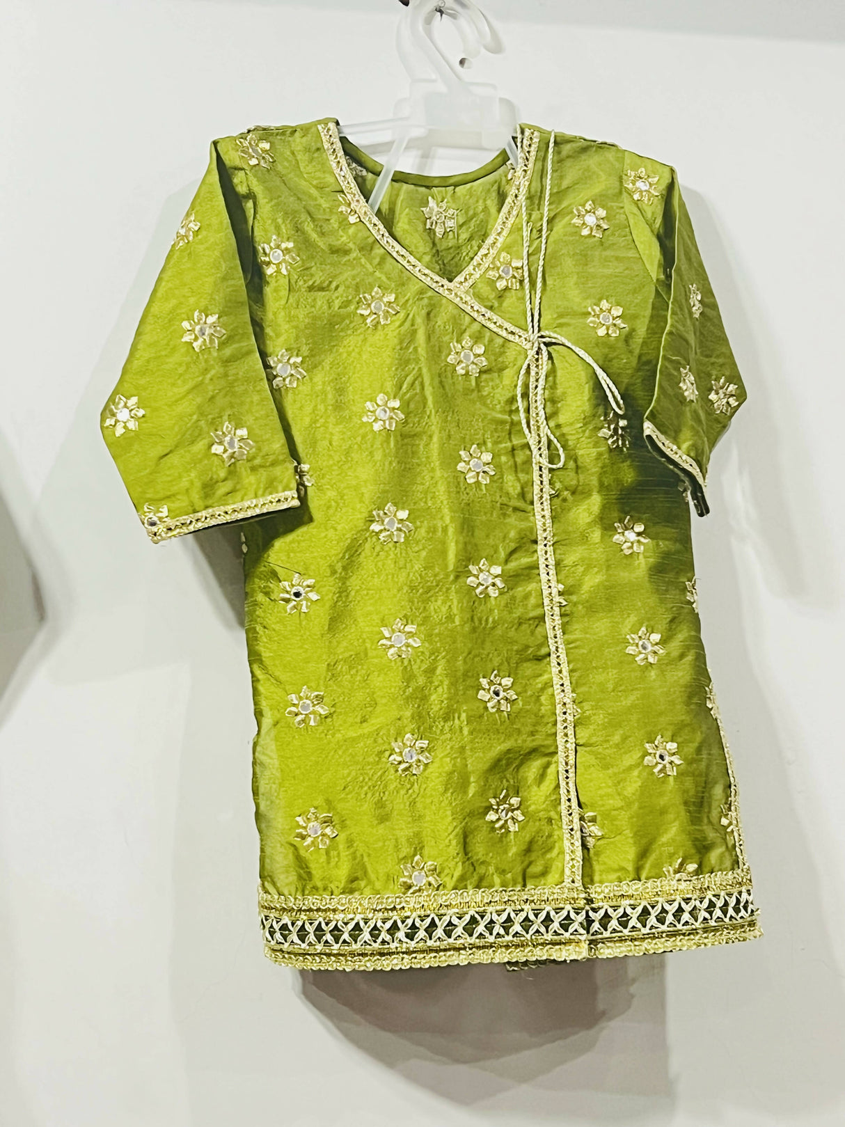Mayo Green Suit | Kids | Girls Shalwar Kameez | 2 to 5 Yrs | Preloved