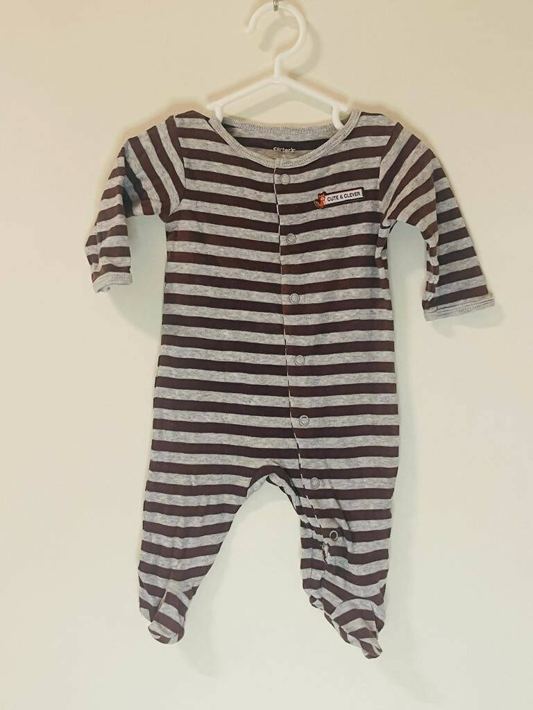 Carters OshKosh | Brown Onesie | Baby Boys Bodysuits & Onesies | Size: 3 months | Preloved