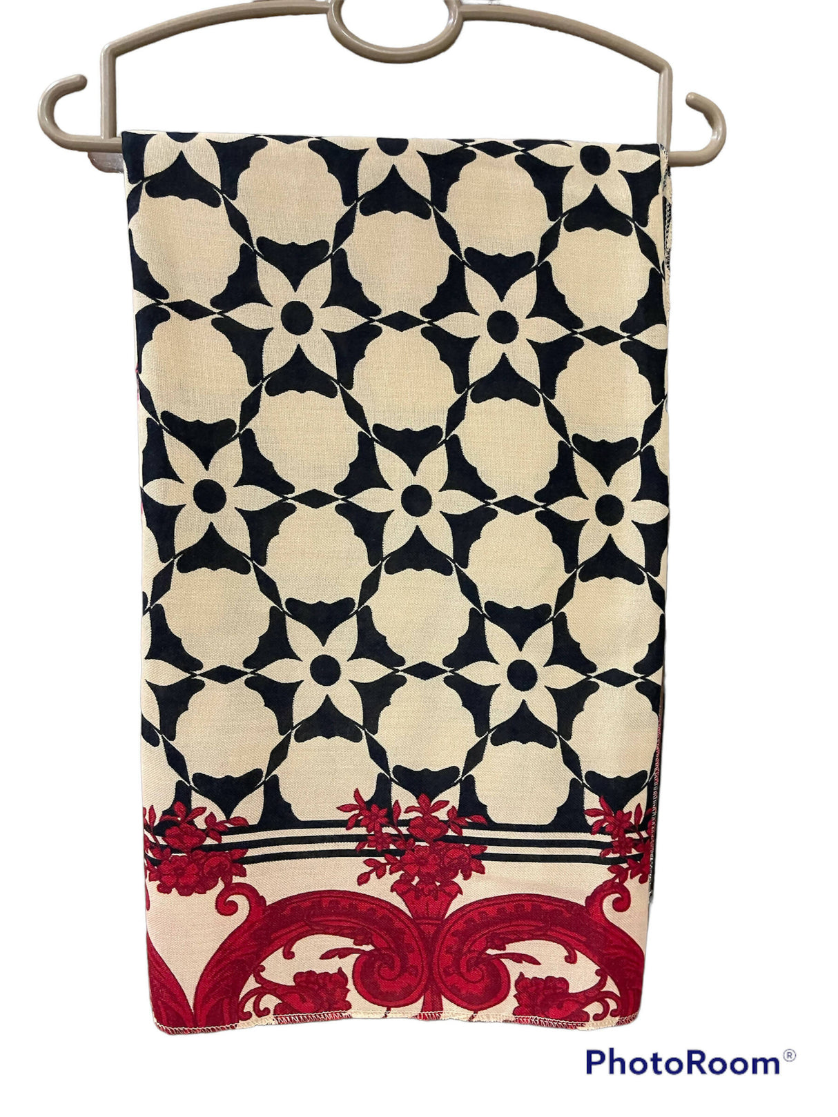 چارزمہ | پرنٹ شدہ کرتہ | خواتین کا برانڈڈ کرتہ | سائز: چھوٹا | پریلوڈ