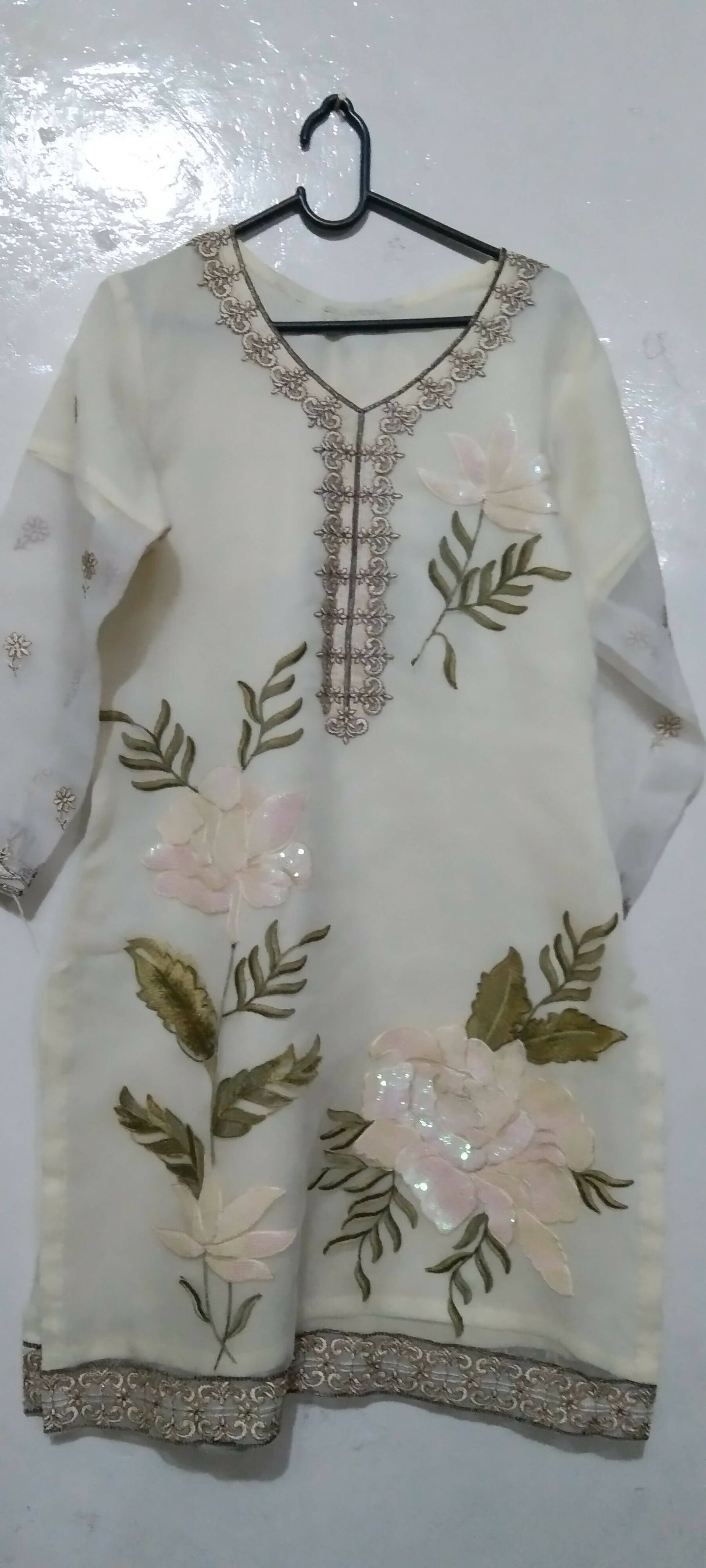 White Fancy white organza suit | Women Formals | Medium | Worn Once