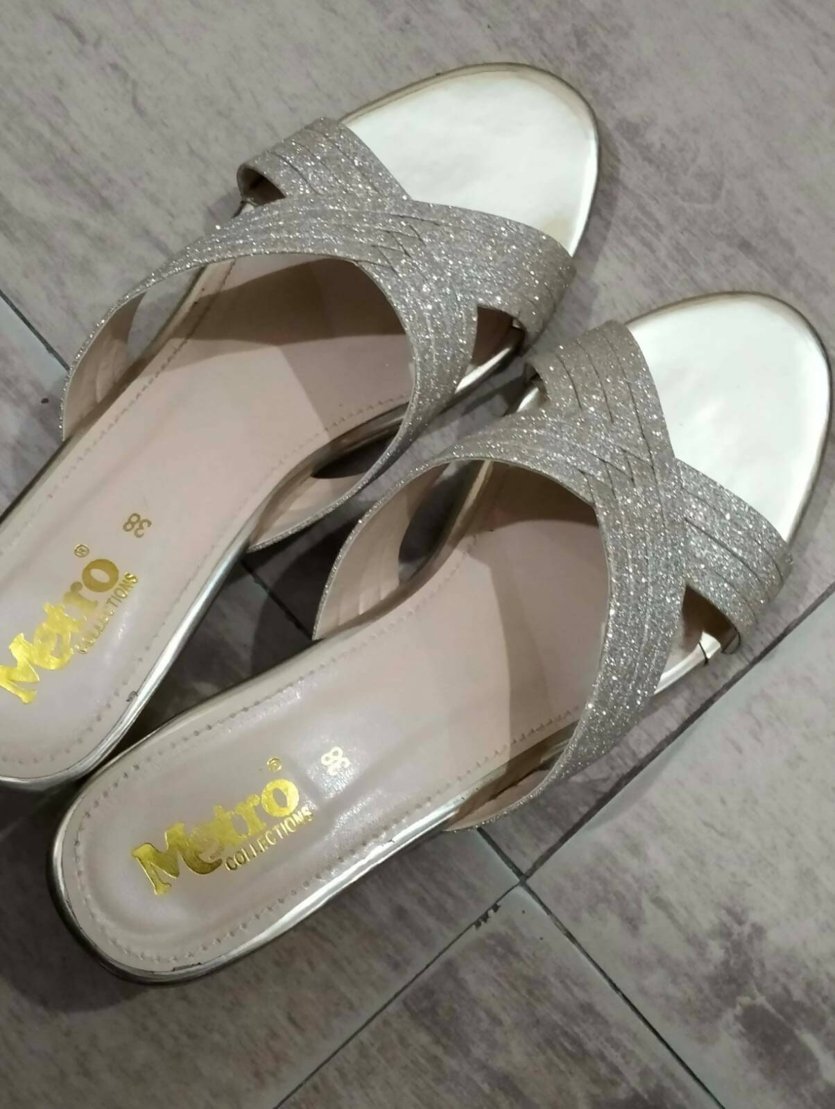 Metro| Golden Shimmer Heels | Women Shoes | Size: 07 | Worn Once