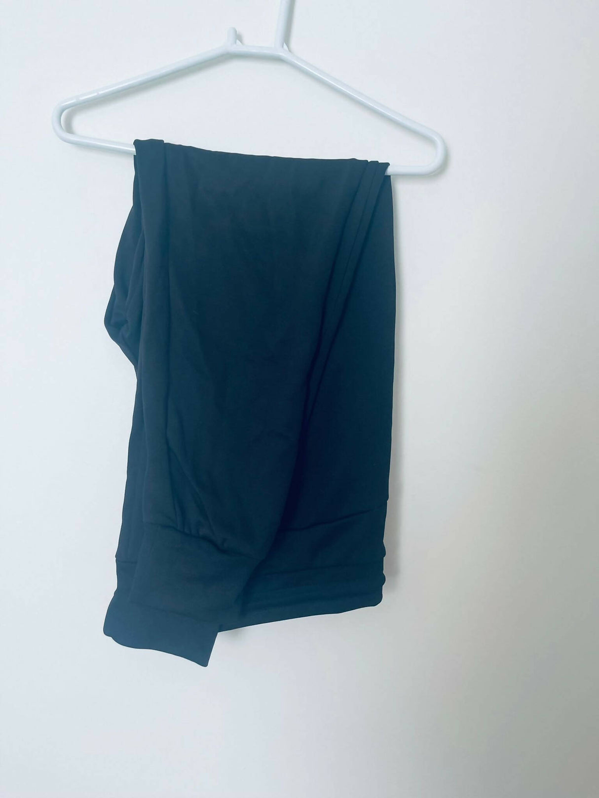 ھیںچو اور ریچھ | بلیک پینٹ (میڈیم) | مردوں کی جینز اور باٹمز | پریلوڈ