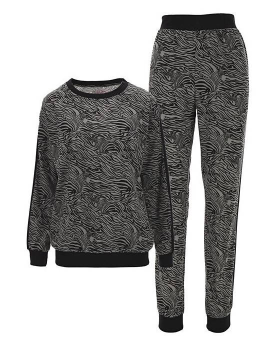 نائٹ سوٹ | خواتین کے سلیپ ویئر | بالکل نیا