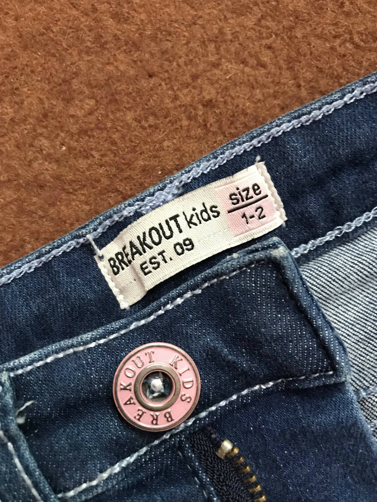 6D52EC99-3B9F-4182-A208-1AD6EAB53D58