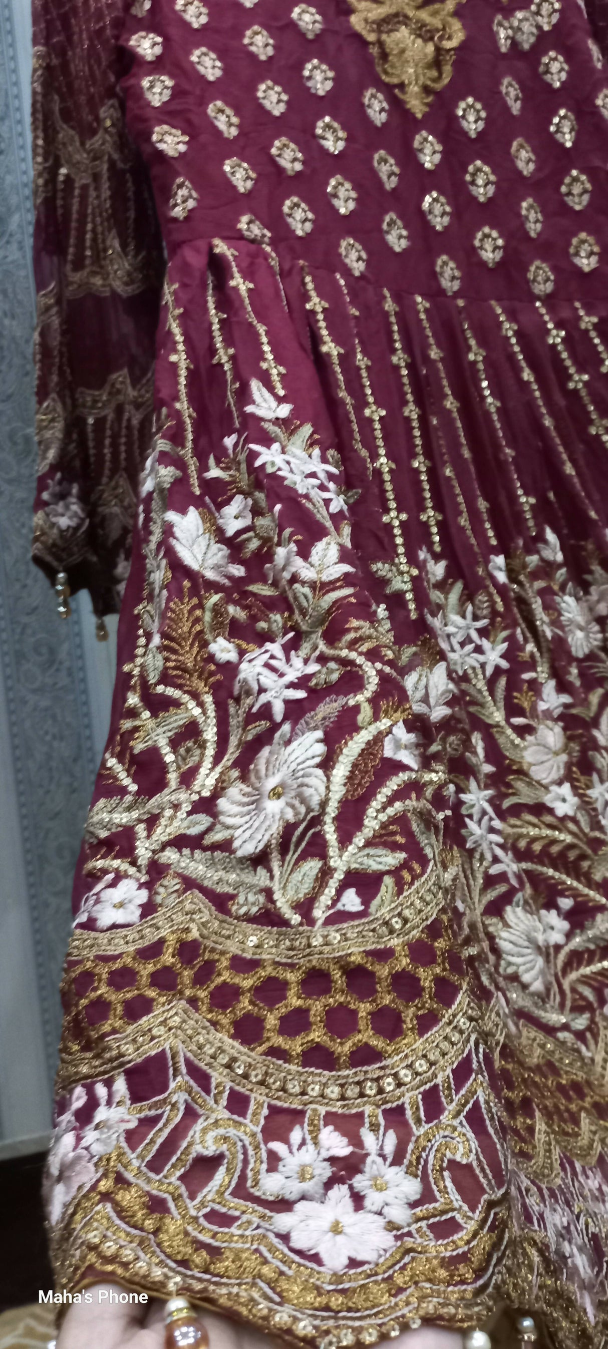 Elegant Maroon Suit | Women Locally Made Formals | Medium | Preloved
