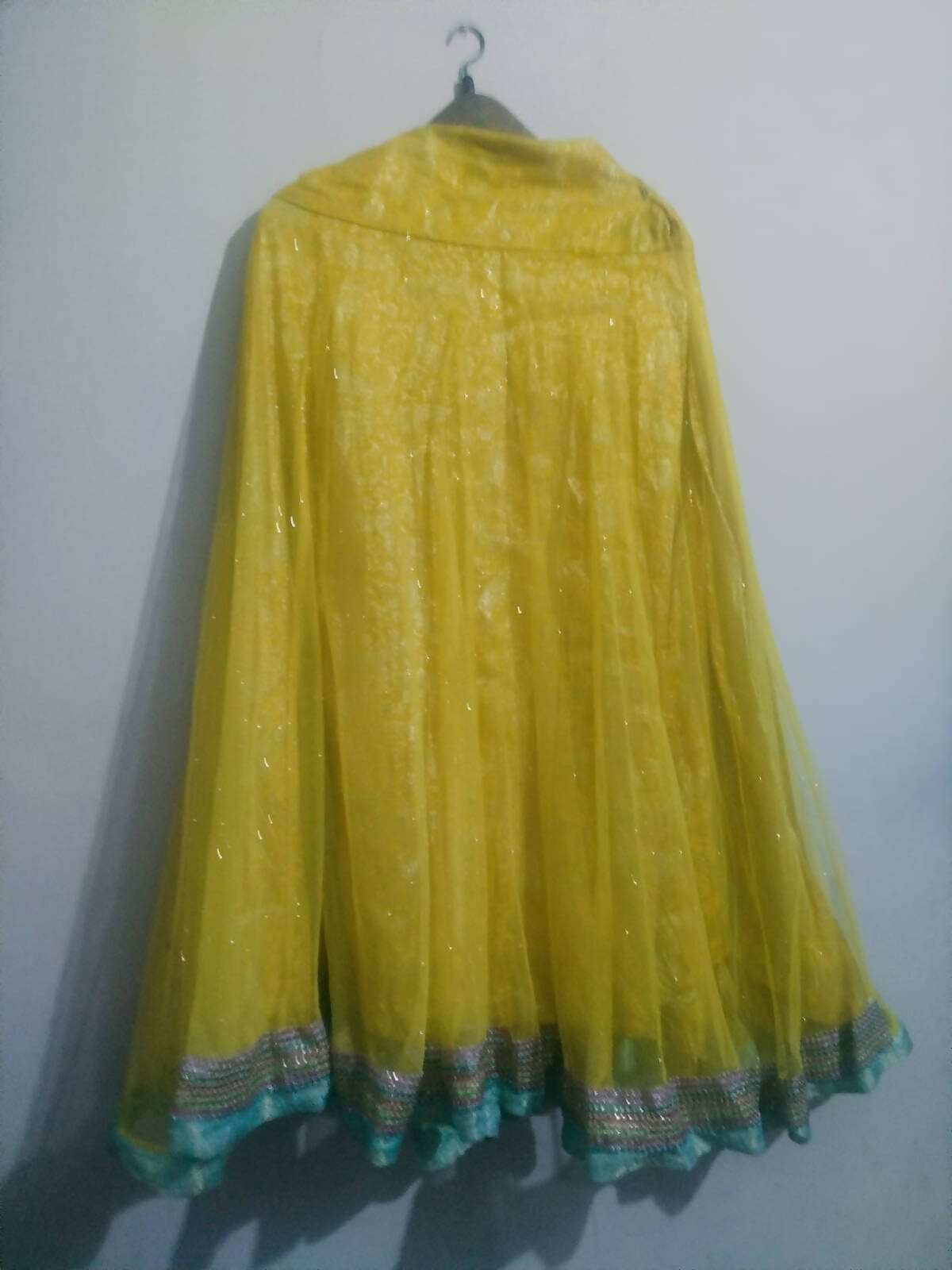 Lehnga with Choli | Women Locally Made Formals | Medium | Preloved