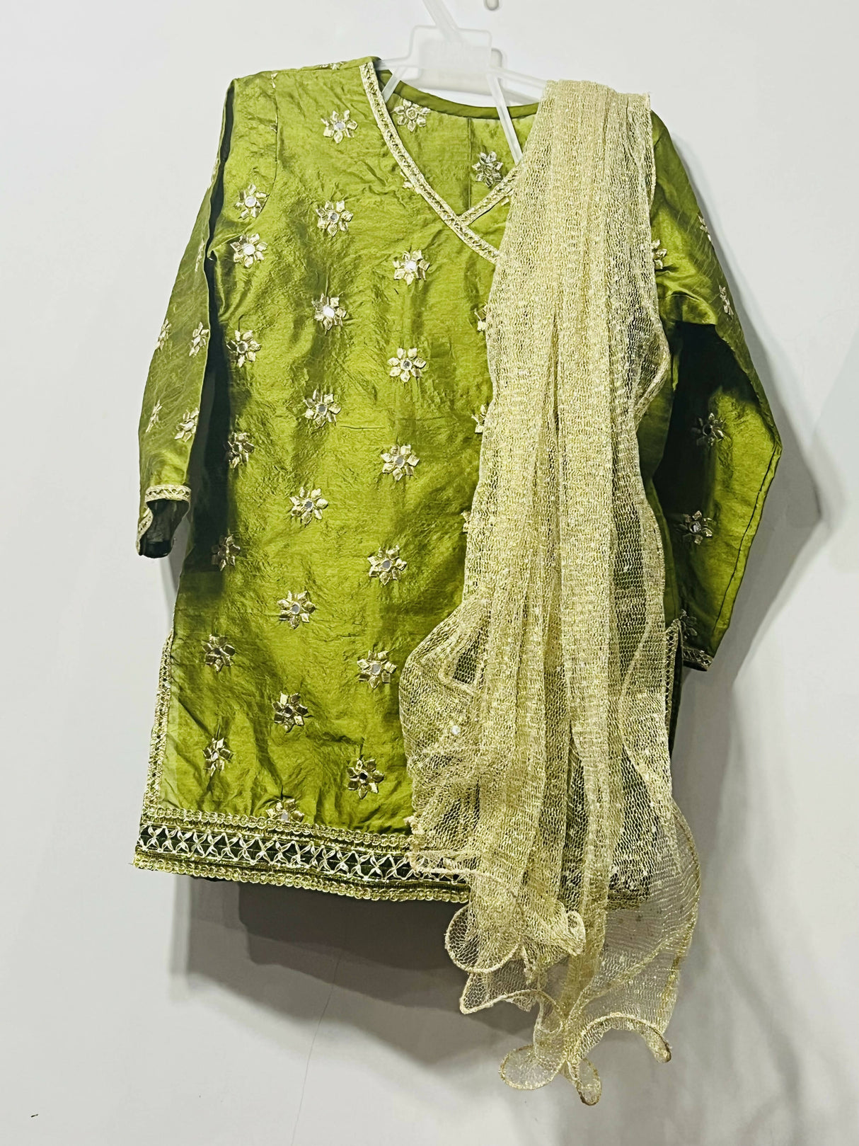 Mayo Green Suit | Kids | Girls Shalwar Kameez | 2 to 5 Yrs | Preloved