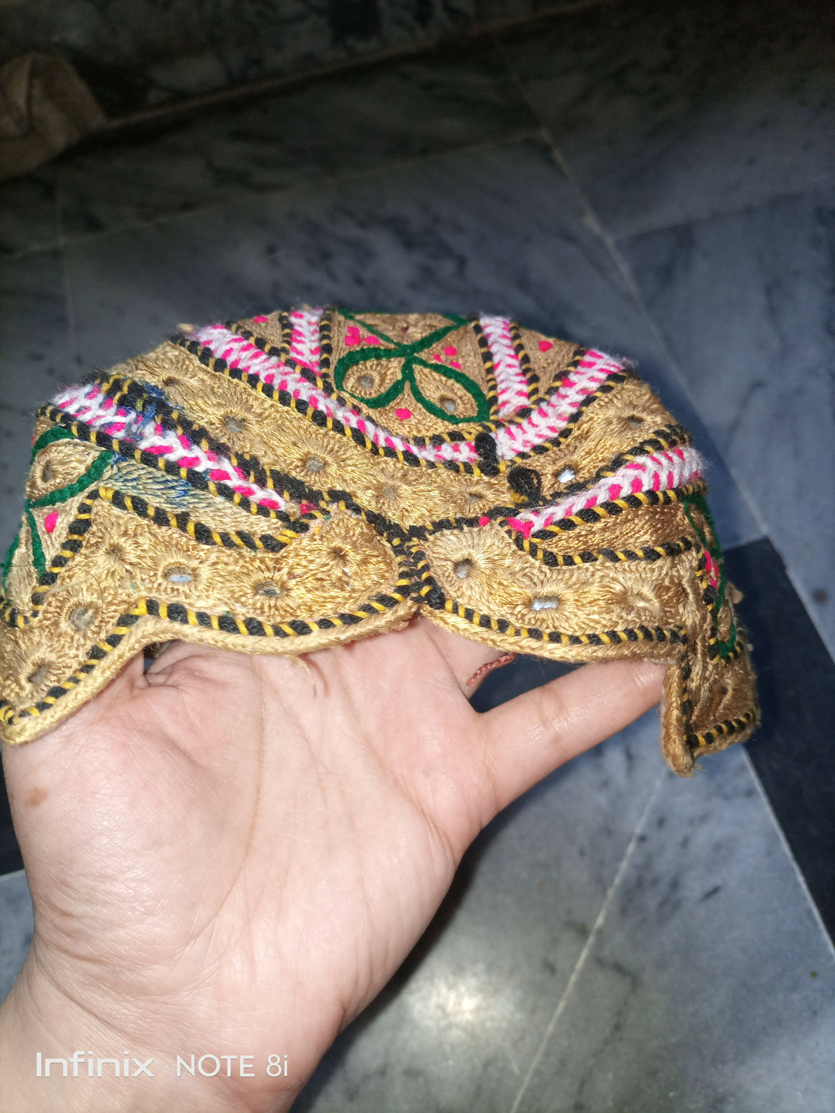 Traditional cap for kids | Size: 6 -10 years | Boys Accessories | Worn Once