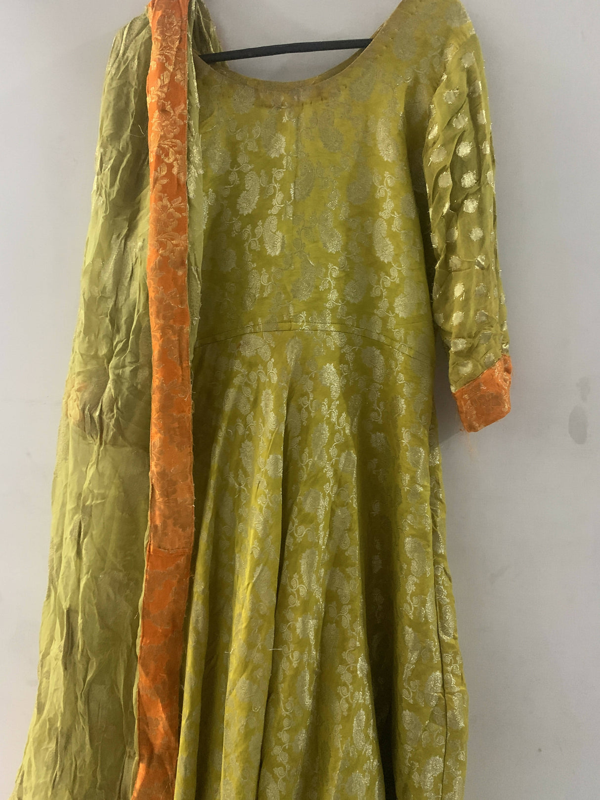 74AEA6A5-4313-4959-B381-4618A5F67427