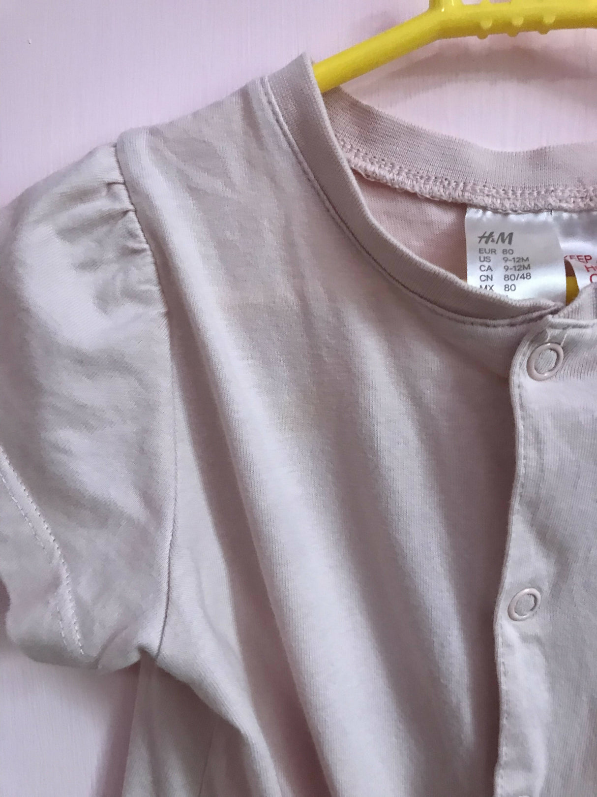 H&M | Pink baby romper | Baby Bodysuits & Onesies | Size: 8-12 months | Preloved