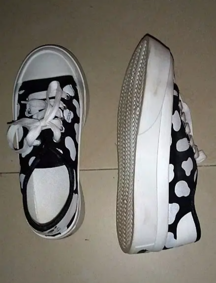 Unisex Snickers | Women Shoes | Size: 39/9 | New