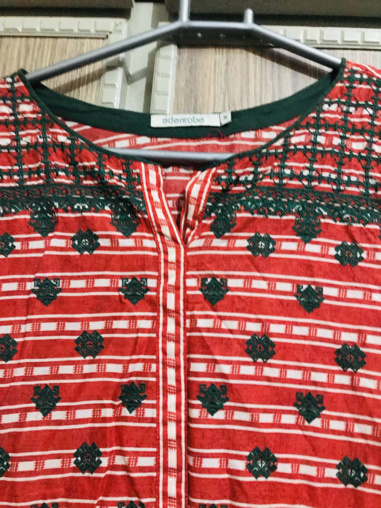 9739BB18-4255-4382-B94D-34E6F0EF527B