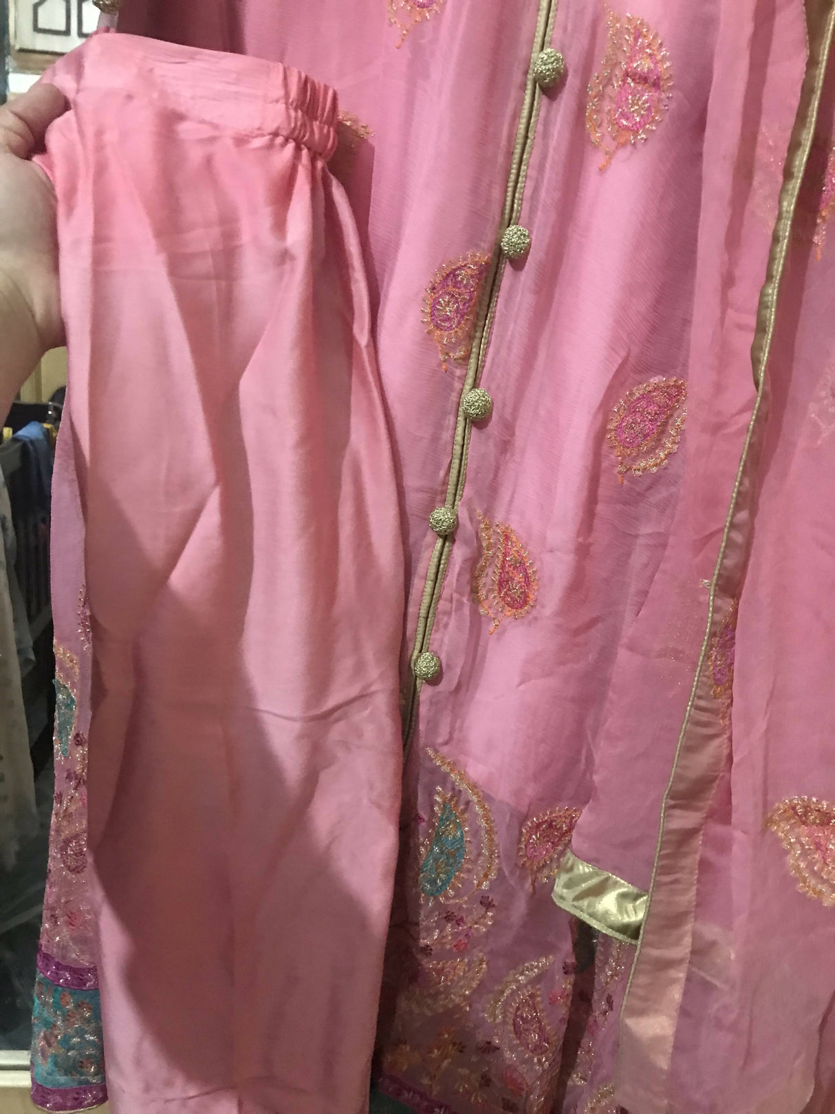 Breeze | Embroidered Chiffon Suit | Women Branded Formals | Medium | Worn Once