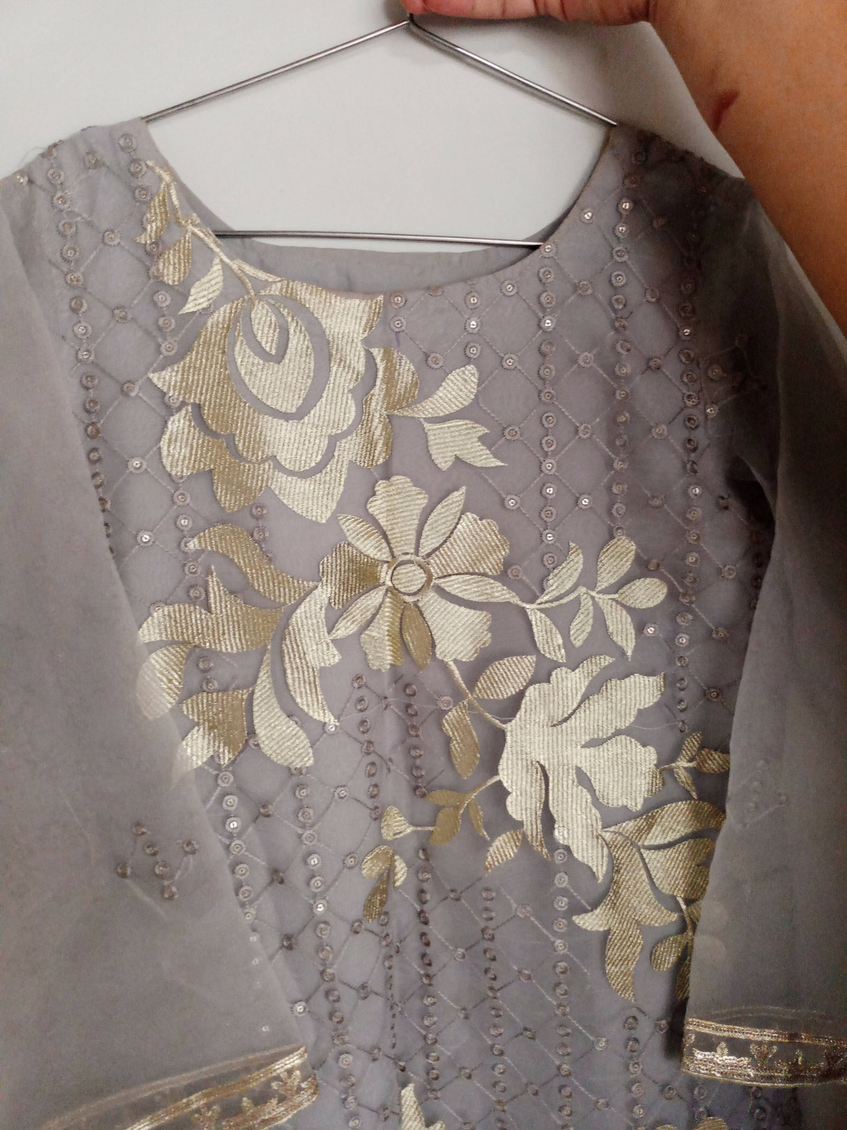 Lilac embroidered 3 PC suit | Women Locally Made Formals | Medium | Worn Once