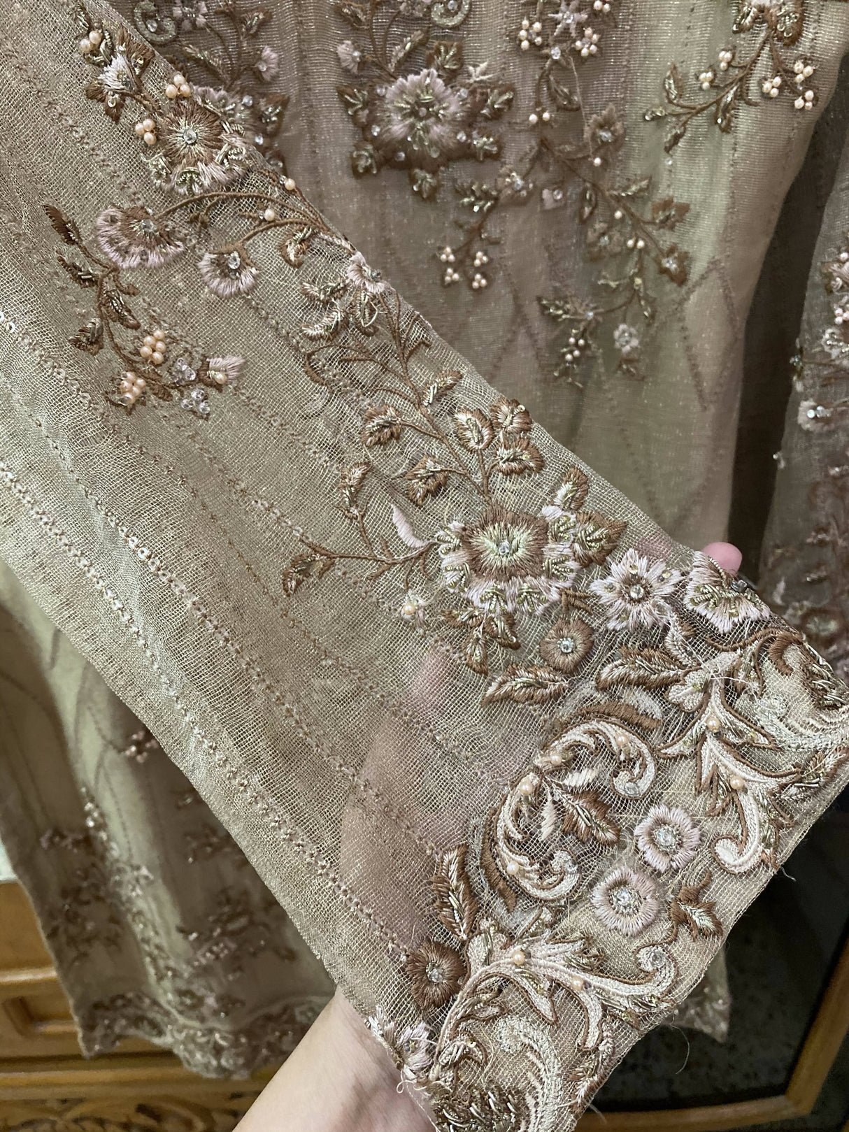 Threads and motifs | Women Branded Formals | Small| Preloved