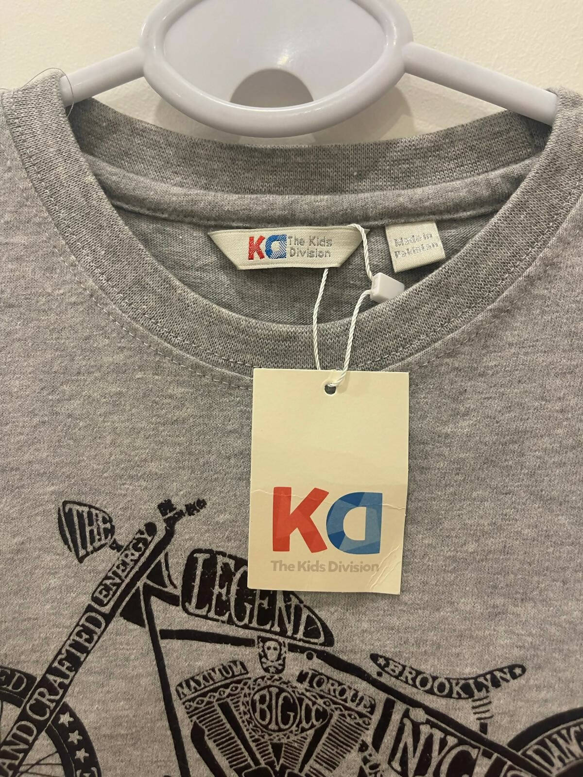 The Kids Division | Boys Tops & Shirts | Size: 4-5 yrs | Brand New with Tags