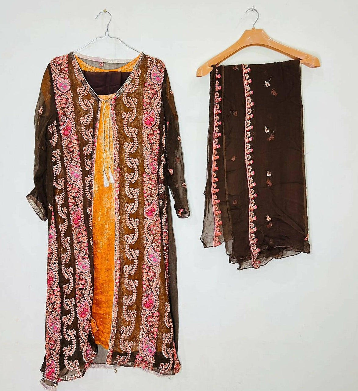 Chiffon embroidered suit | Women Locally Made Formals | Medium | Preloved