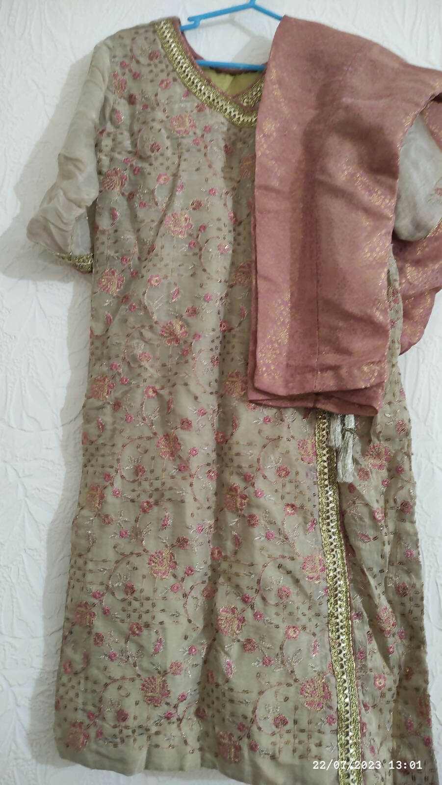 Girls formal wear 2 PC Suit | Kids | Girls Shalwar Kameez | Size: 10 to 12 Yrs | Preloved