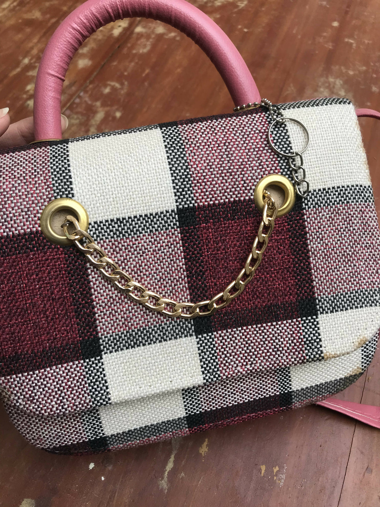 3759813B-5DD1-4ACC-B881-7D9285817217