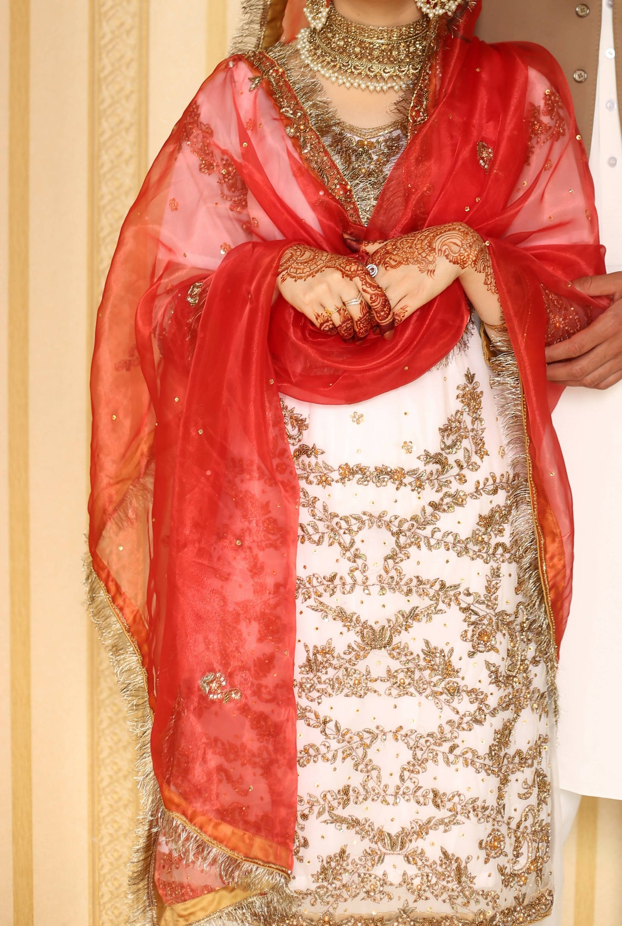 Beautiful White Suit | Women Bridals | Small | Worn Once