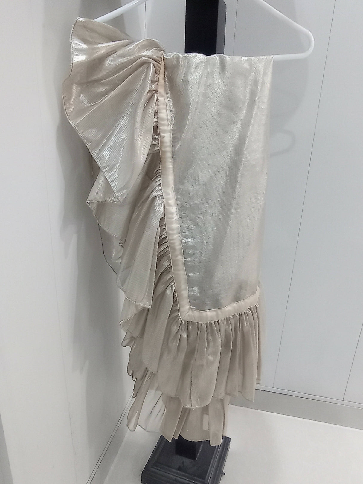 Naqshi | Formal Wear Frok | Women Formals | Small | Preloved