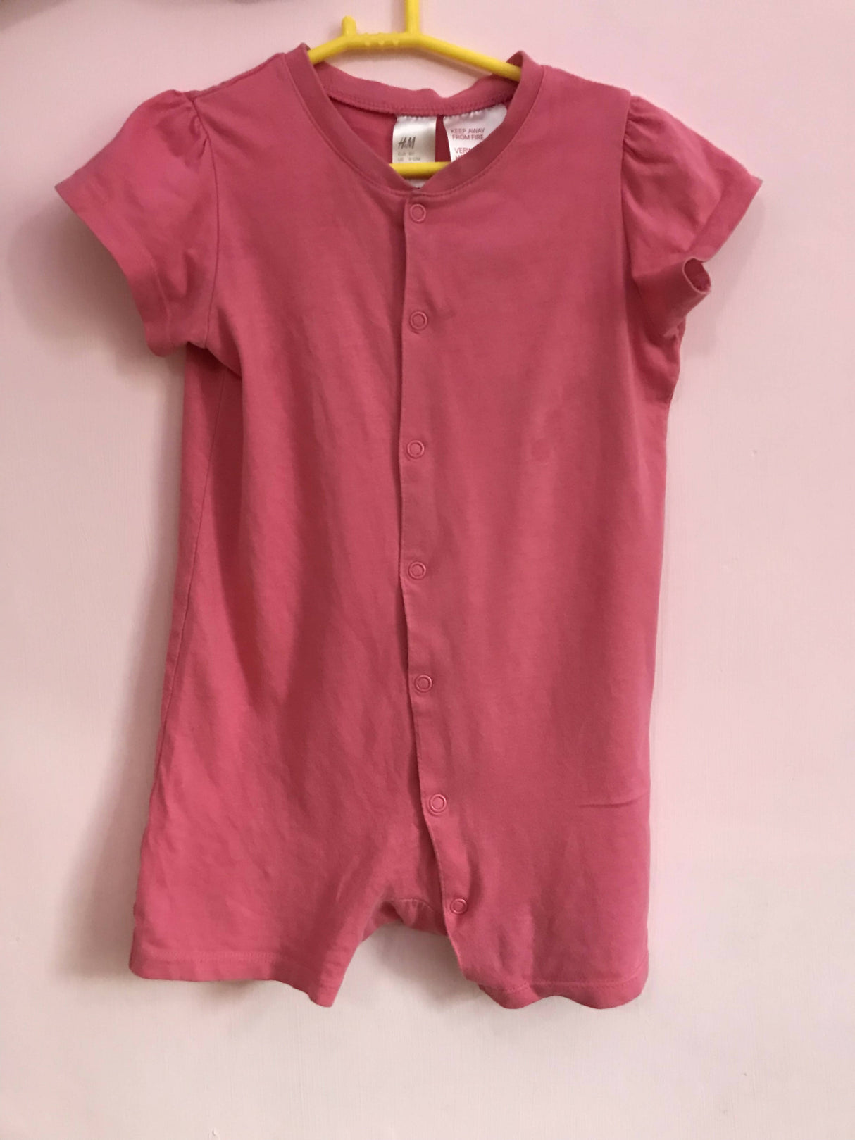 H&M | Pink baby romper | Baby Bodysuits & Onesies | Size: 8-12 months | Preloved