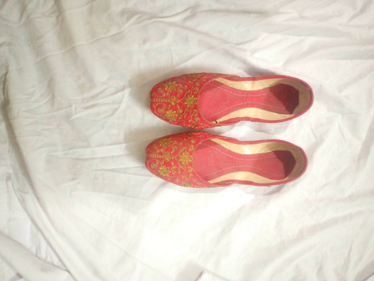 Red velvet Woman Khussa | Women Shoes | Size: 39 | Preloved