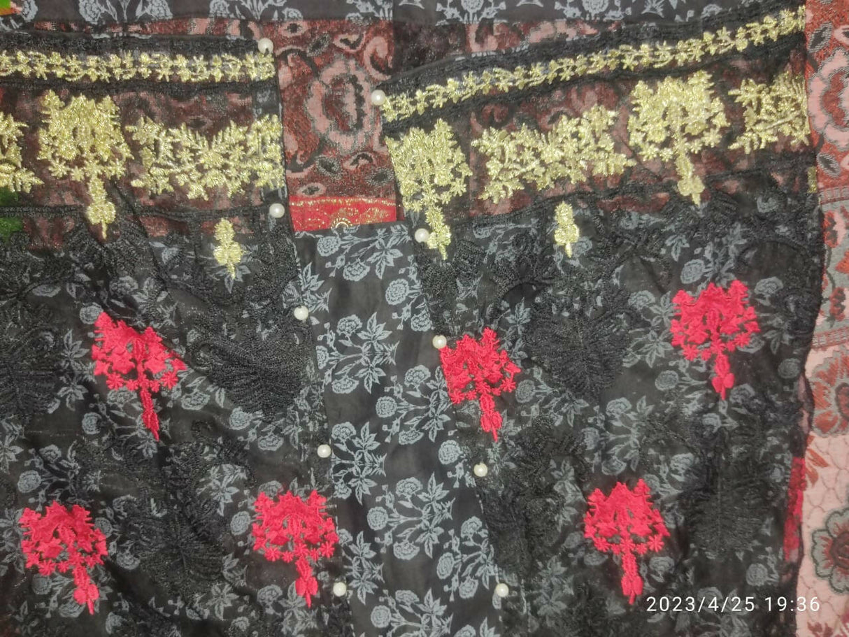 کڑھائی والی کھلی قمیض اور کیپری (سائز: S ) | خواتین رسمی | ایک بار پہنا۔