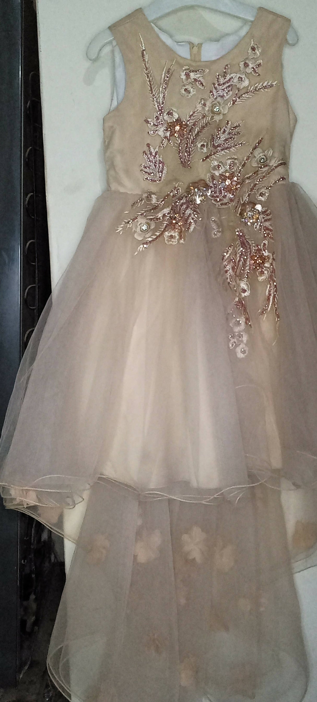 فینسی فراک | لڑکیوں کے اسکرٹس اور کپڑے | ایک بار پہنا۔