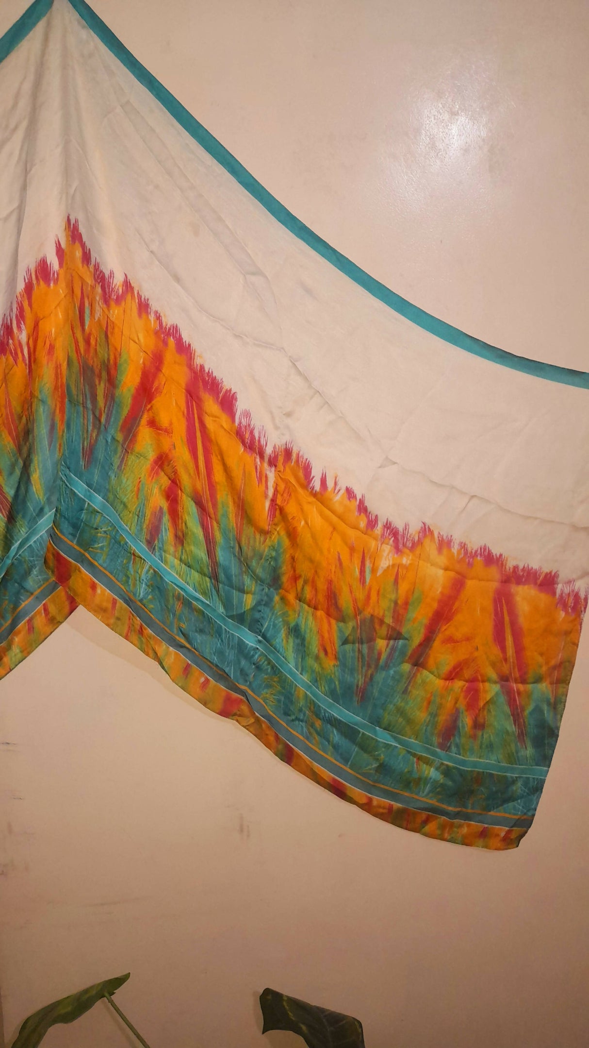 سلک ملٹی کلر ڈوپٹہ | خواتین کے لوازمات |پسندیدہ