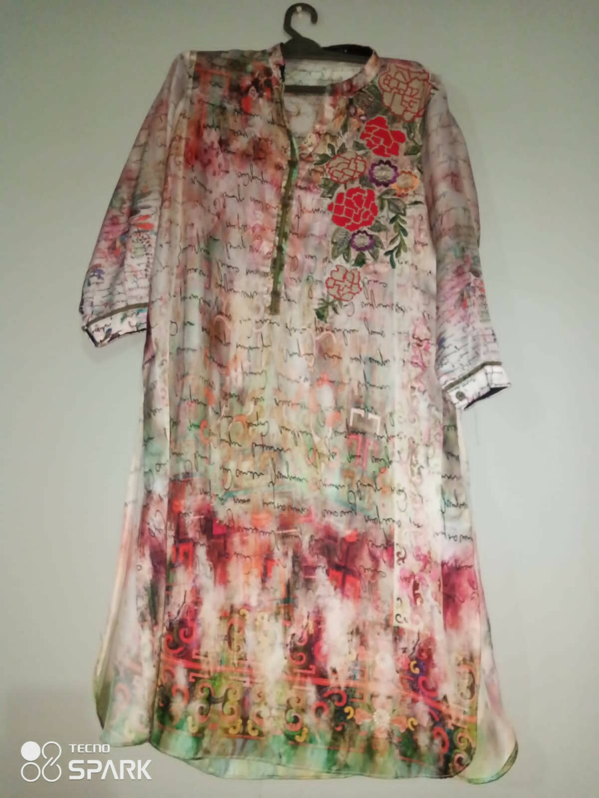 Limelight | Beautiful Silk Kurta | Women Branded Kurta| Small | Worn Once