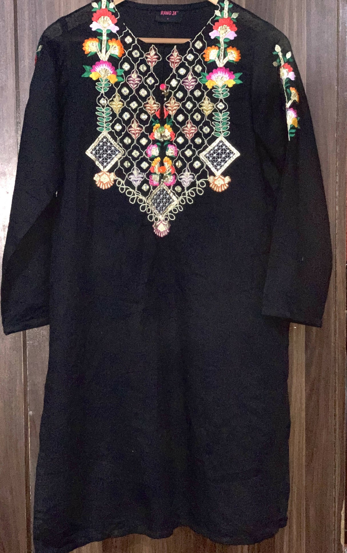 Rang ja| Black embroidered kurta| Women Branded Kurta | Small | Preloved