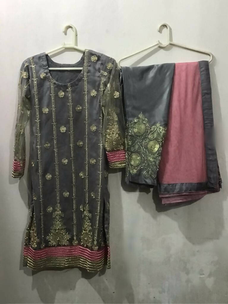 Grey 3 Pc Fancy Suit | Women Locally Made Formals | Small | Worn Once