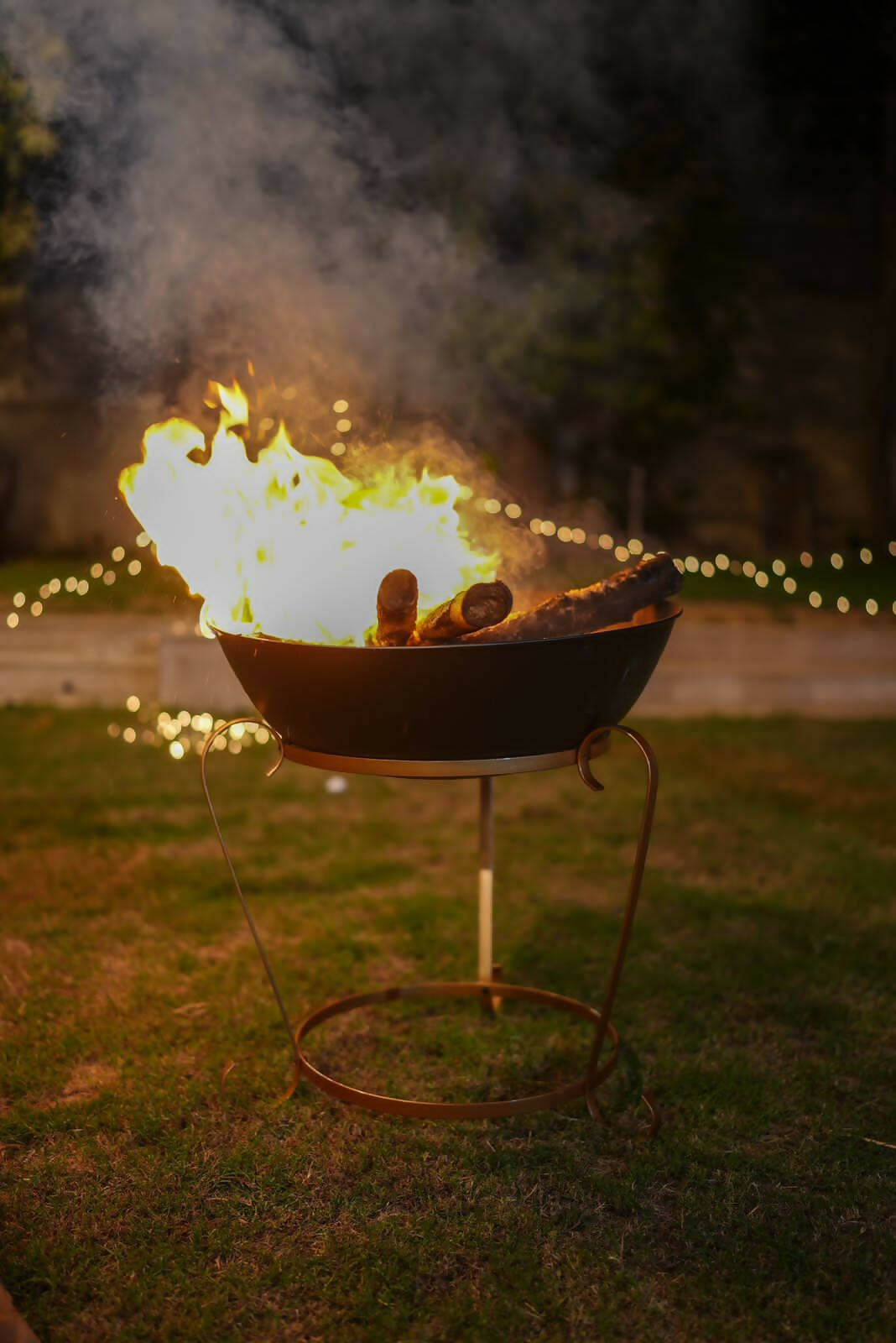 گولڈن اسٹینڈ کے ساتھ پورٹیبل فائر پٹ | آپ کے گھر کے لیے | بالکل نیا