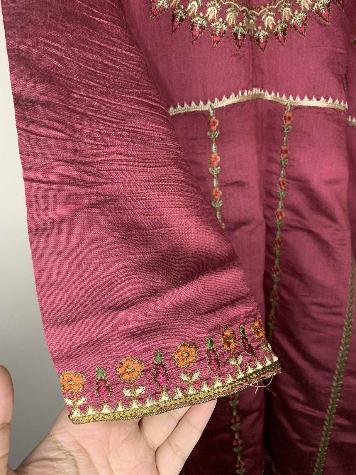 Nakoosh | Embroidered Raw Silk Kurta | Women Branded Kurta | Large | Worn Once