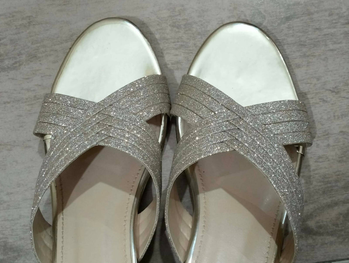 Metro| Golden Shimmer Heels | Women Shoes | Size: 07 | Worn Once