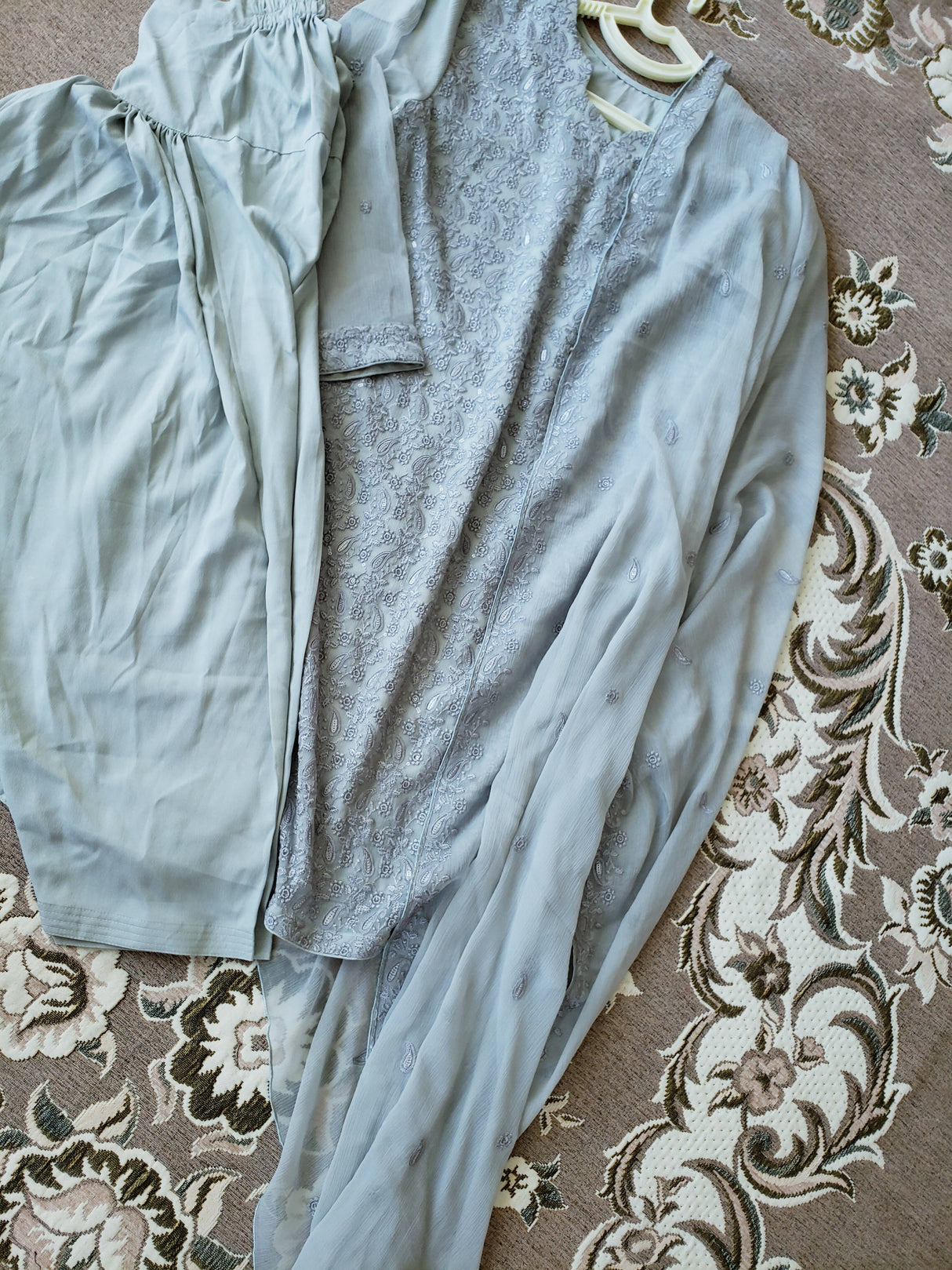 Embroidered Suit | Women Locally Made Formals | Large | Preloved