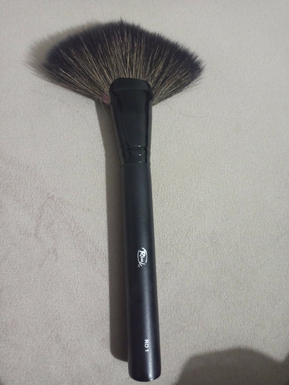 Rivaj uk | RO 1 FAN Contour Brush |Women Beauty| Face | New