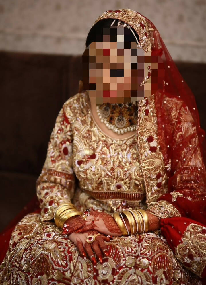 Red Pretty Bridal Suit with long Tail Lehnga | Women Bridals | Medium | Worn Once