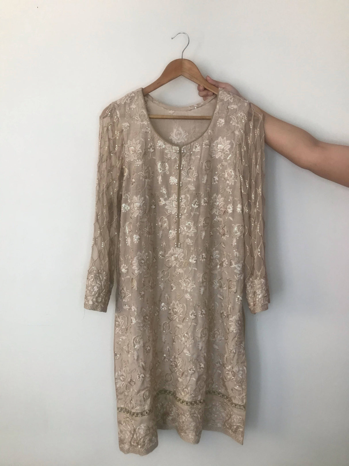 Embroidered Raw Silk & Chiffon Suit | Women Locally Made Formals | Medium | Preloved