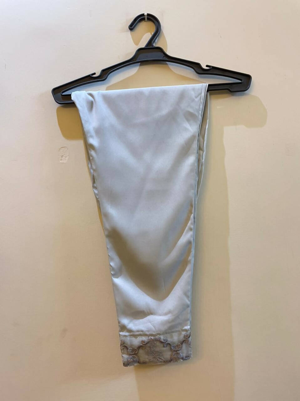 3 PC Organza embroidered suit | Women Locally Made Formals | Medium | Preloved