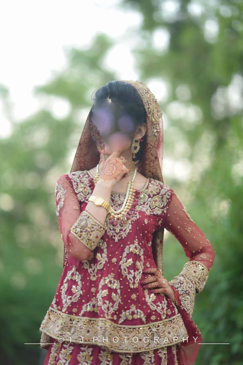 Mohsin & Sons | Beautiful Red Baraat Suit | Women Bridals | X-Small | Worn Once
